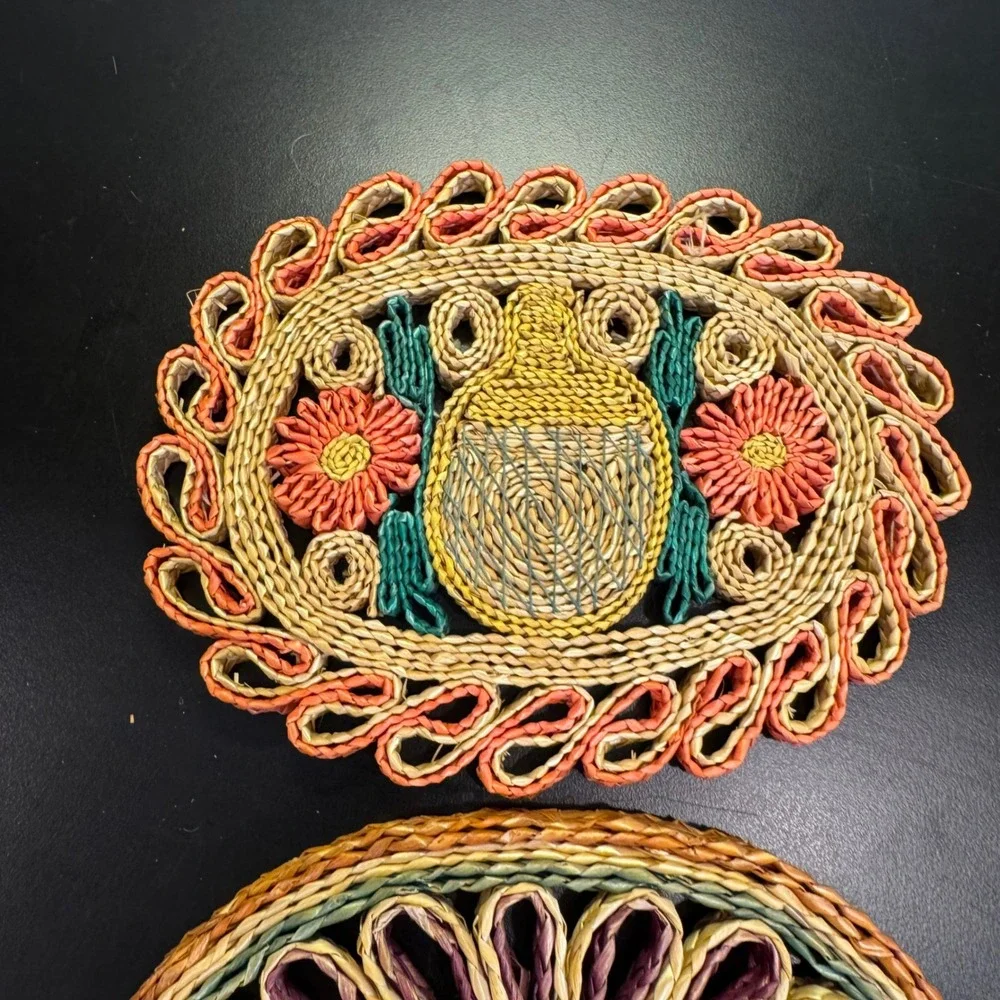 Vintage Trivet Set Home Decor Multicolor Boho Straw Woven Floral Fruit 2pc